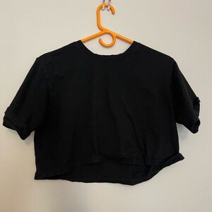 4-pack of crop t-shirts